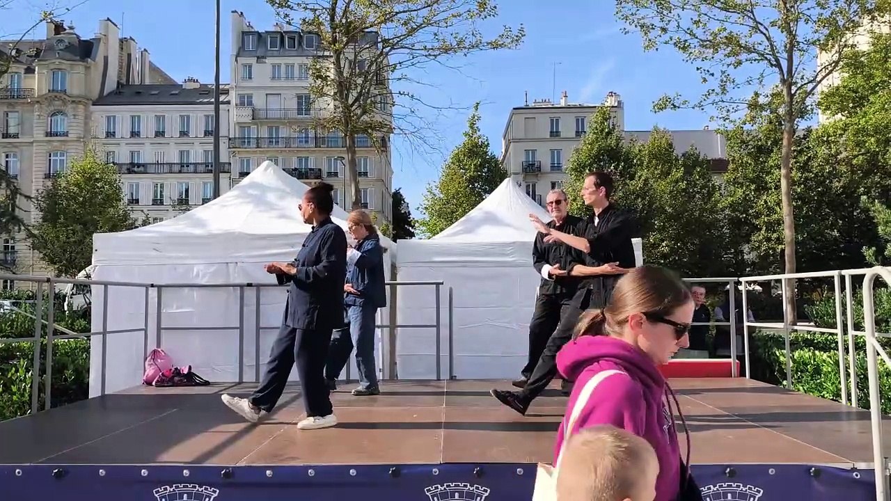 Démonstration au forum des associations 2025