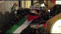 Piazzetta di Capri gremita per il flash mob pro Palestina