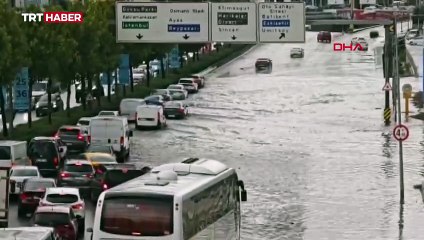 Ankara'da sağanak etkili oldu: Yollar göle döndü