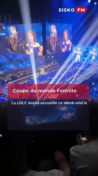 🚨🎮 FLASH INFO | Lyon devient la capitale du gaming ! La Coupe du monde Fortnite 2025 démarre aujourd’hui à la LDLC Arena 🇫🇷 👉 33 trios 🌍 👉 2 M$ de cash prize 💸 👉 Show mondial en streaming 🎥🔥 #Fortnite #FNCS2025 #Esport