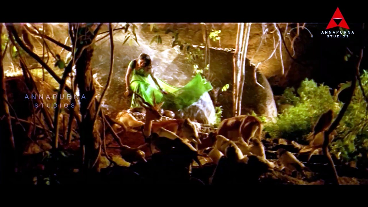 Ramya Krishnan Hot Mogali Podhalu Video Song - Nagarjuna, Ramya Krishnan, Isha Koppikar