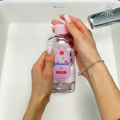 DIY glitter stick for radiant skin 🌟