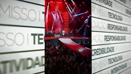Bandeira do Pará aparece em show no Amazonas