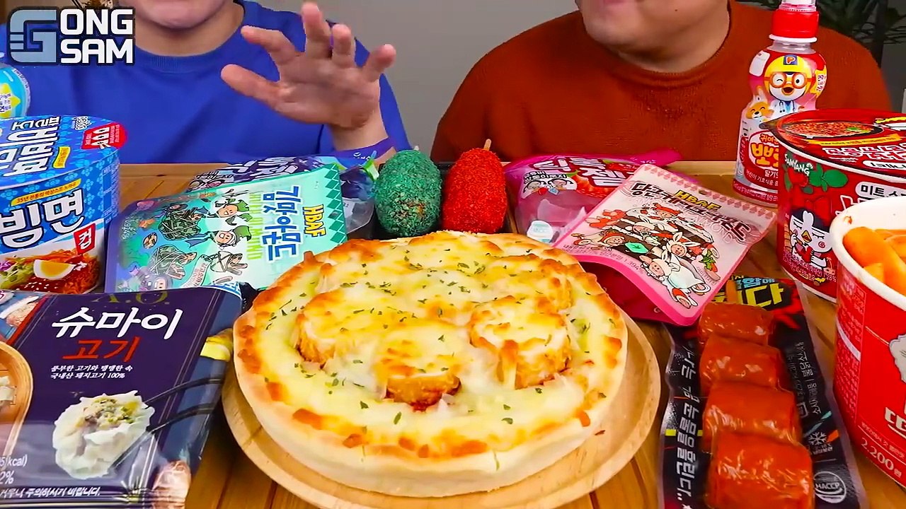 ASMR MUKBANG 편의점 핵불닭 미니!! 떡볶이 & 핫도그 & 치즈 피자 FIRE Noodle & HOT DOG & CHEESE PIZZA EATING SOUND!