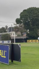 Golazo para no creer de Neymar en el entrenamiento