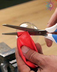 LED light bulb makeover with just a balloon 🎈