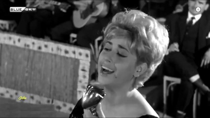 Απ ΄της Ζέας το λιμάνι - Δούκισσα & Γιάννης Παπαϊωάννου (Cine Video)