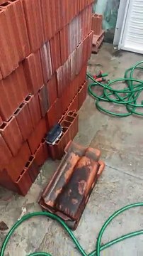 Como Limpar Telhas de Forma Rápida e Segura | Passo a Passo