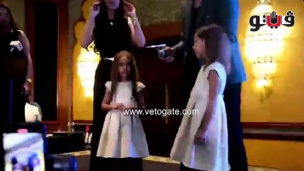 عناقيد مواهب، جنات تغني مع ابنتيها للمرة الأولى على المسرح