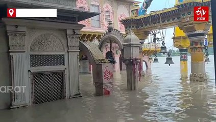 यूपी में बाढ़-बारिश; मथुरा में यमुना नदी खतरे के निशान से ऊपर, सड़कों पर 3 से 4 फुट पानी भरा