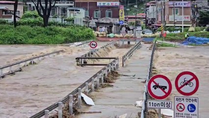 군산 시간당 152㎜ '물폭탄'...제보로 본 침수 현장 / YTN