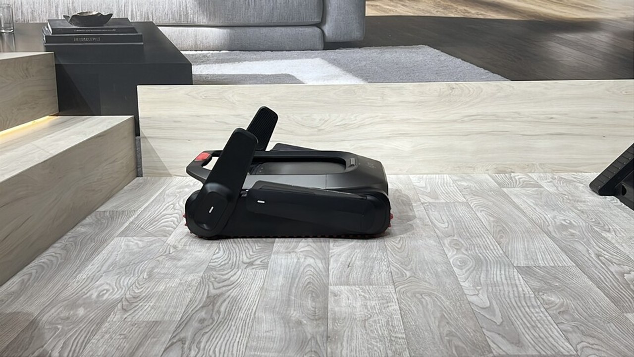 Saugroboter Treppensteigen IFA 2025 FYNT