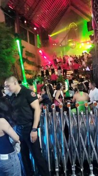 Nightlife at Khao san road in Bangkok #thailand #nightlife #nightclub #dance #fyp #shorts #fps