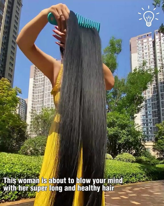 Her hair is seriously healthy and super long! 😮