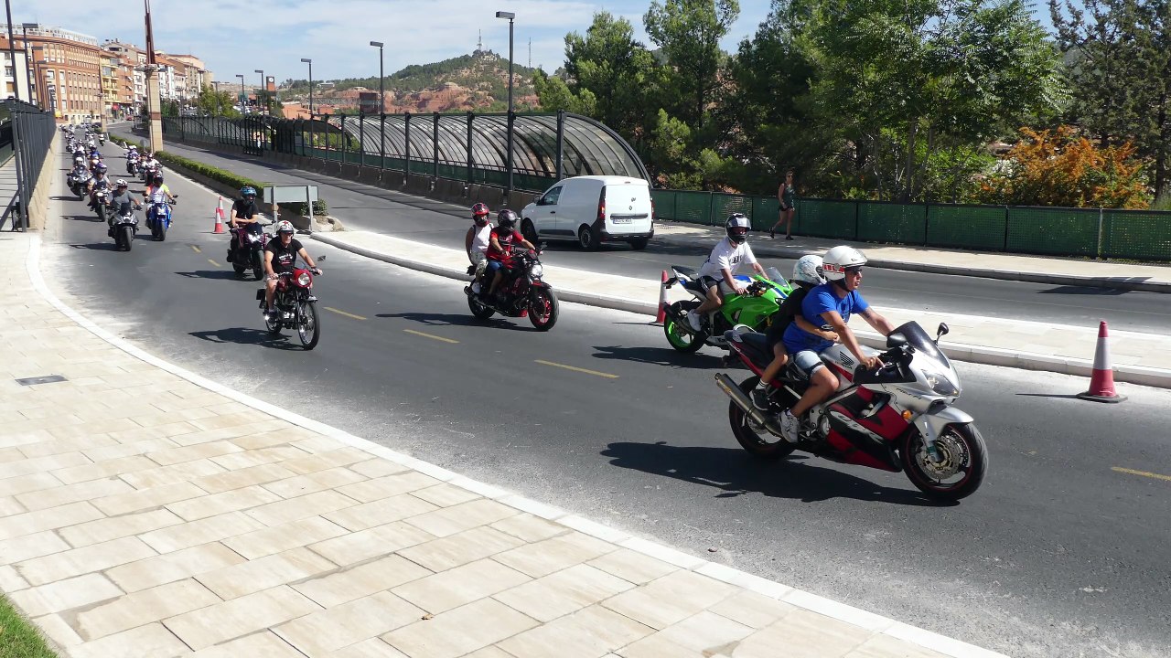 DESFILE FINAL CONCENTRACION MOTOS TERUEL 7 SEPTIEMBRE