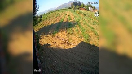 Eğitim uçağının düşme anının görüntüsüne ulaşıldı