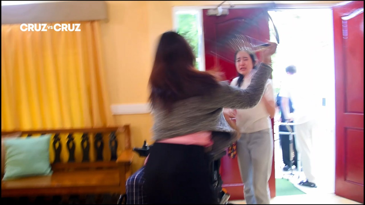 Cruz vs. Cruz: Caprice Cayetano, nasampal ni Gladys Reyes! (Online Exclusive)