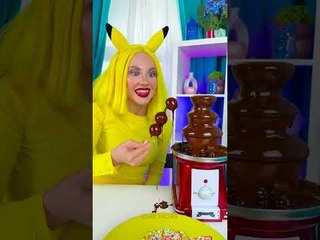 Looks scary, tastes amazing 😱🍫 #weirdfood #viral #dessert