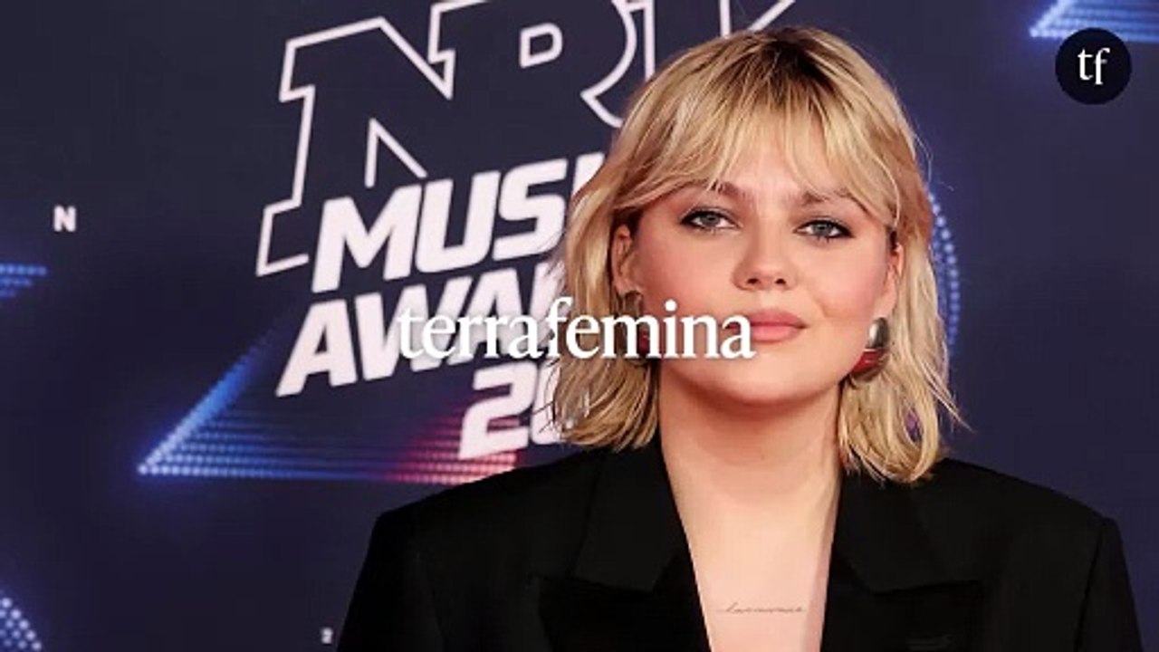 "Une bombe atomique", "Super sexy" : Louane fait grimper la température en corset résille et mini short et affole ses fans