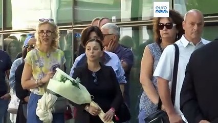 Χιλιάδες αποτίουν φόρο τιμής στον Τζιόρτζιο Αρμάνι - Σε κλειστό κύκλο η κηδεία
