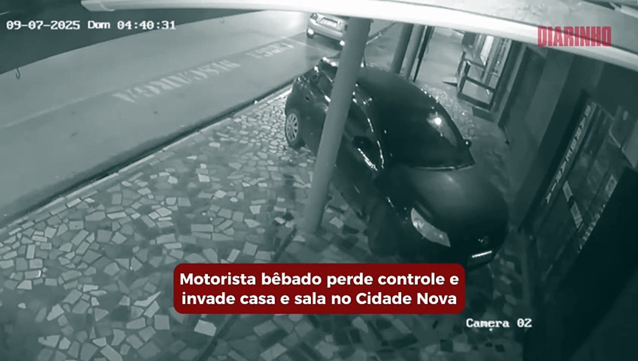 Motorista bêbado bate em carro, invade casa e comércio na rua Agílio Cunha