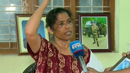 "എന്റെ മോനെ ആ ഇടിമുറിയിൽ കയറ്റി, കൈ മേലോട്ട് കെട്ടിവെച്ച് തുരുതുരാ ഇടിച്ചു.. " | Kollam Police