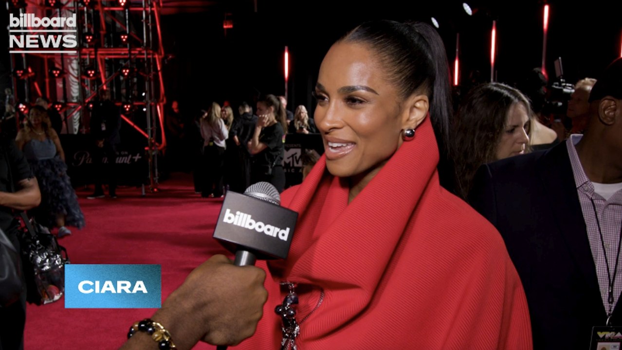 Ciara's Advice to Artists Wanting to Go Independent & Names Her Favorite R&B Artists | MTV VMAs 2025
