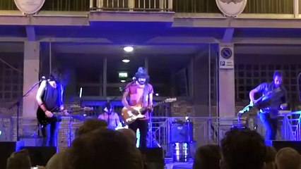 Daniele Celona - Sotto la collina (live)