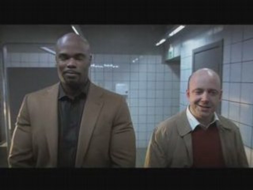 Baume et Mercier : la publicité aux toilettes