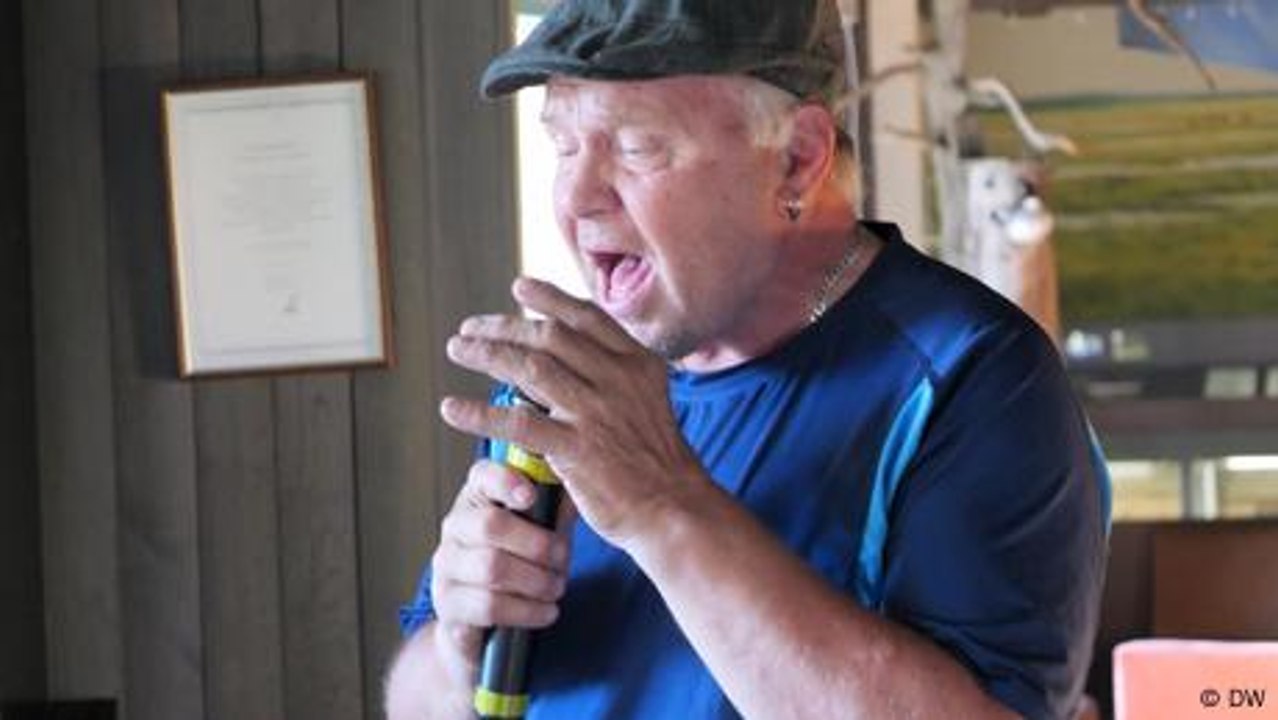 Karaoke-Fieber in Finnlands Wäldern
