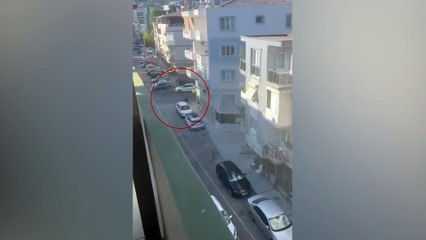İzmir'de karakola silahlı saldırı