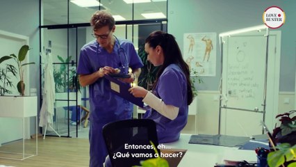Mi Paciente Cree Que Solo Las Mujeres Se Enferman _ SAVING HEARTS _ Ep.5 @LoveBusterEspanol - Full Drama Movies