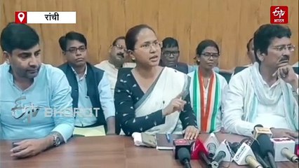 यूरिया की किल्लत ने बढ़ाई किसानों की परेशानी! आरोप प्रत्यारोप की राजनीति में व्यस्त हैं नेता