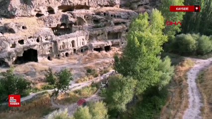 Kayseri'de üstü cami, altı kilise olan kayadan oyma tarihi yapı