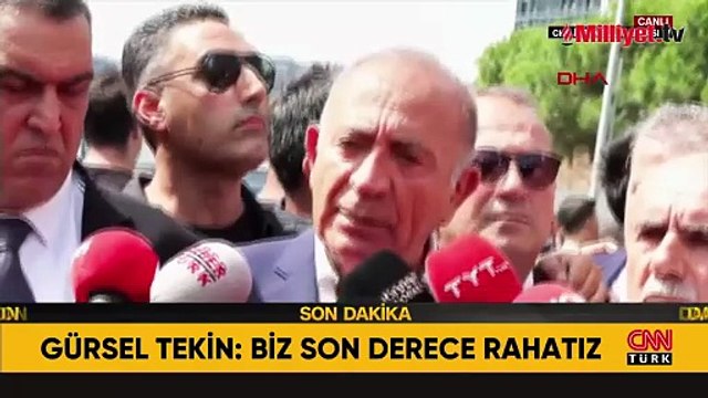 CHP'de İstanbul düğümü! Gürsel Tekin'den il başkanlığı önünde yeni açıklama, su şişesi fırlatıldı