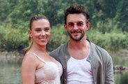 Scarlett Johansson weist 'alberne' Reaktionen auf Premieren-Küsse mit Jonathan Bailey zurück
