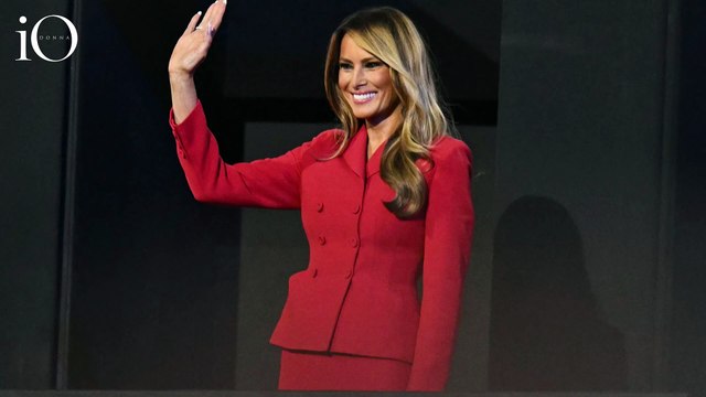 Melania Trump riappare in total red: il suo messaggio alla convention dei Repubblicani
