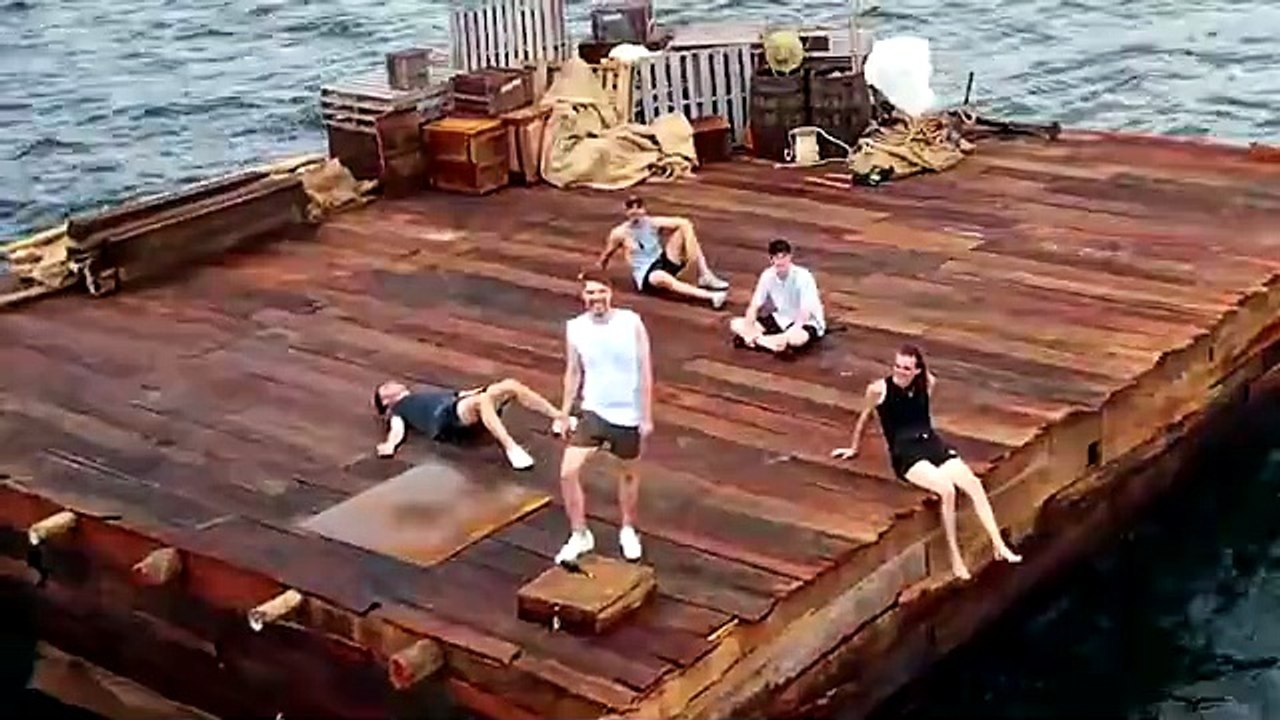 7_Days_Stranded_At_Sea
