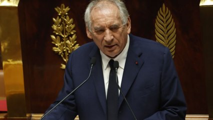 Vote de confiance : Bayrou dénonce "la soumission à la dette"