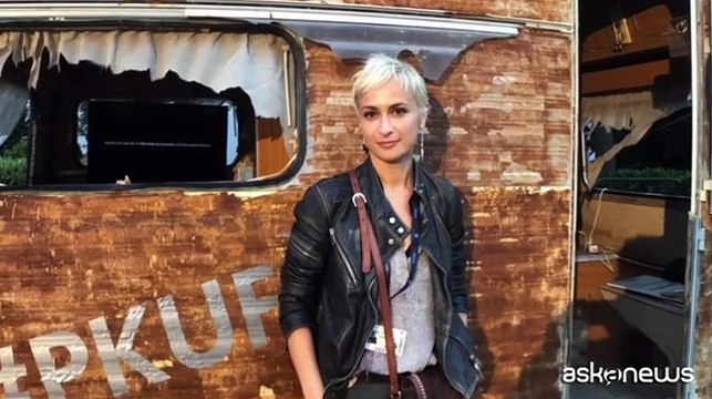 Alec Baldwin in tribunale per lo sparo sul set del film Rust in cui morì Halyna Hutchins