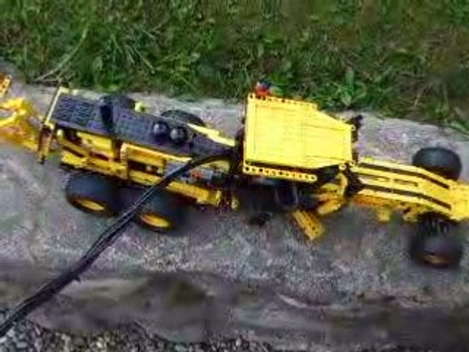 articulation centrale niveleuse