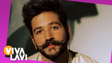 Camilo llora durante concierto tras recibir triste noticia