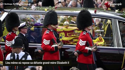 De retour à Londres, le prince Harry s'aventure dans un lieu très fréquenté par les membres de la famille royale... Une visite qui en dit long