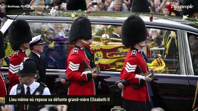 De retour à Londres, le prince Harry s'aventure dans un lieu très fréquenté par les membres de la famille royale... Une visite qui en dit long