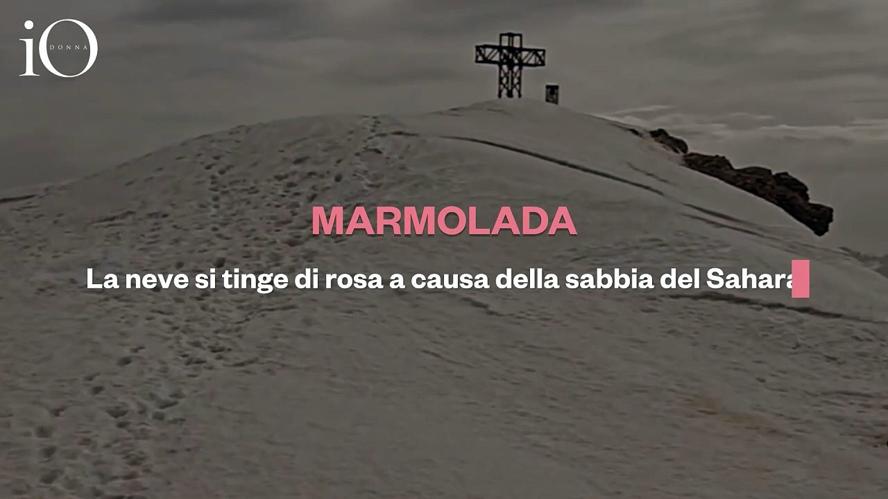 Sulla Marmolada la neve si tinge di rosa: la sabbia del Sahara è arrivata a 3.343 metri di altezza