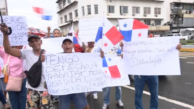 Comerciantes informales denuncian falta de plan de reubicación en la capital