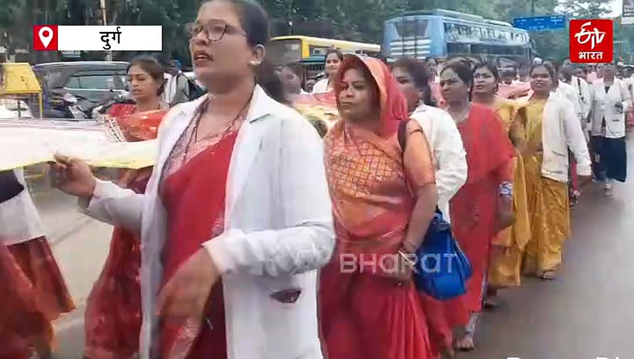 चुनरी यात्रा लेकर निकले एनएचएम कर्मचारी, कहा समान काम के लिए समान वेतन मिलना चाहिए