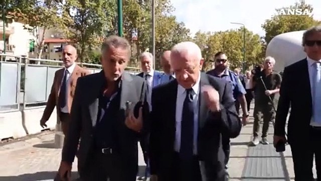 De Luca all'inaugurazione della nuova fermata della metro, simbolo di Napoli contemporanea