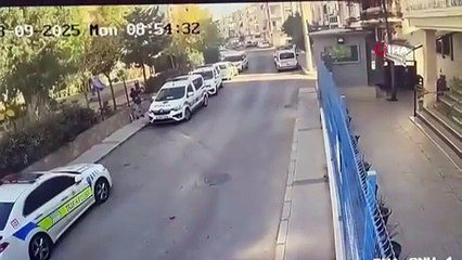 İzmir'de karakola kanlı saldırıda gözaltı sayısı 27'ye ulaştıİzmir'de karakola kanlı saldırıda gözaltı sayısı 27'ye ulaştı