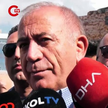 Gürsel Tekin Uyarmak istiyorum. Yazar çizer gazeteci... Yarın mahcup olabileceğiniz şeyleri yazmayın çünkü biz ne yaptığımızı biliyoruz.
